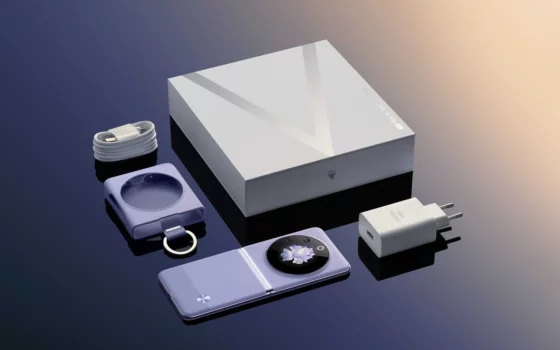 Tecno unveils a new clamshell phone, the Phantom V Flip