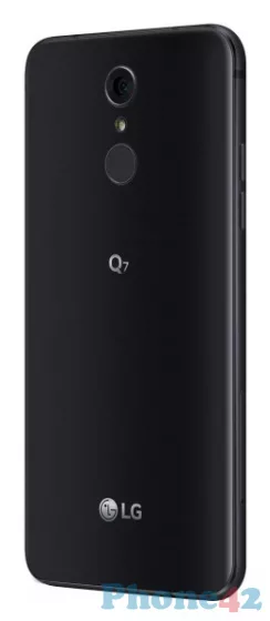 LG Q7 Plus / 1